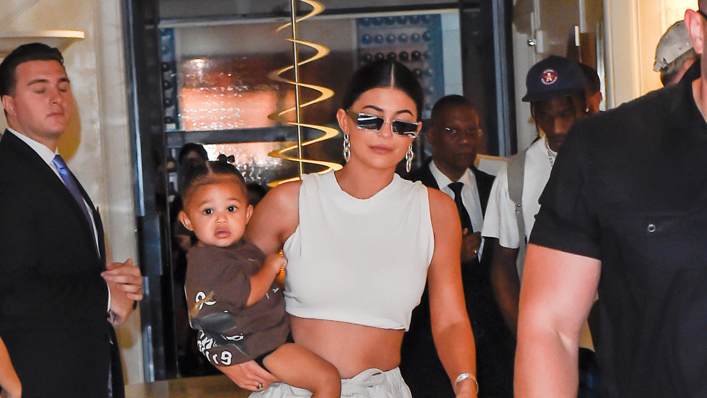 Kylie Jenner Reveals Tattoo Dedicated To Her Daughter Stormi Marie Claire 