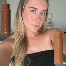 Beauty editor Kaitlyn McLintock testing Cyklar's sefl tanner