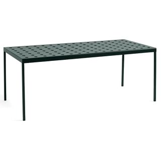 A minimalist dining table