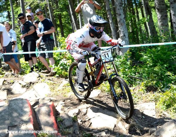 Manon Carpenter (Madison Saracen Downhill Team)