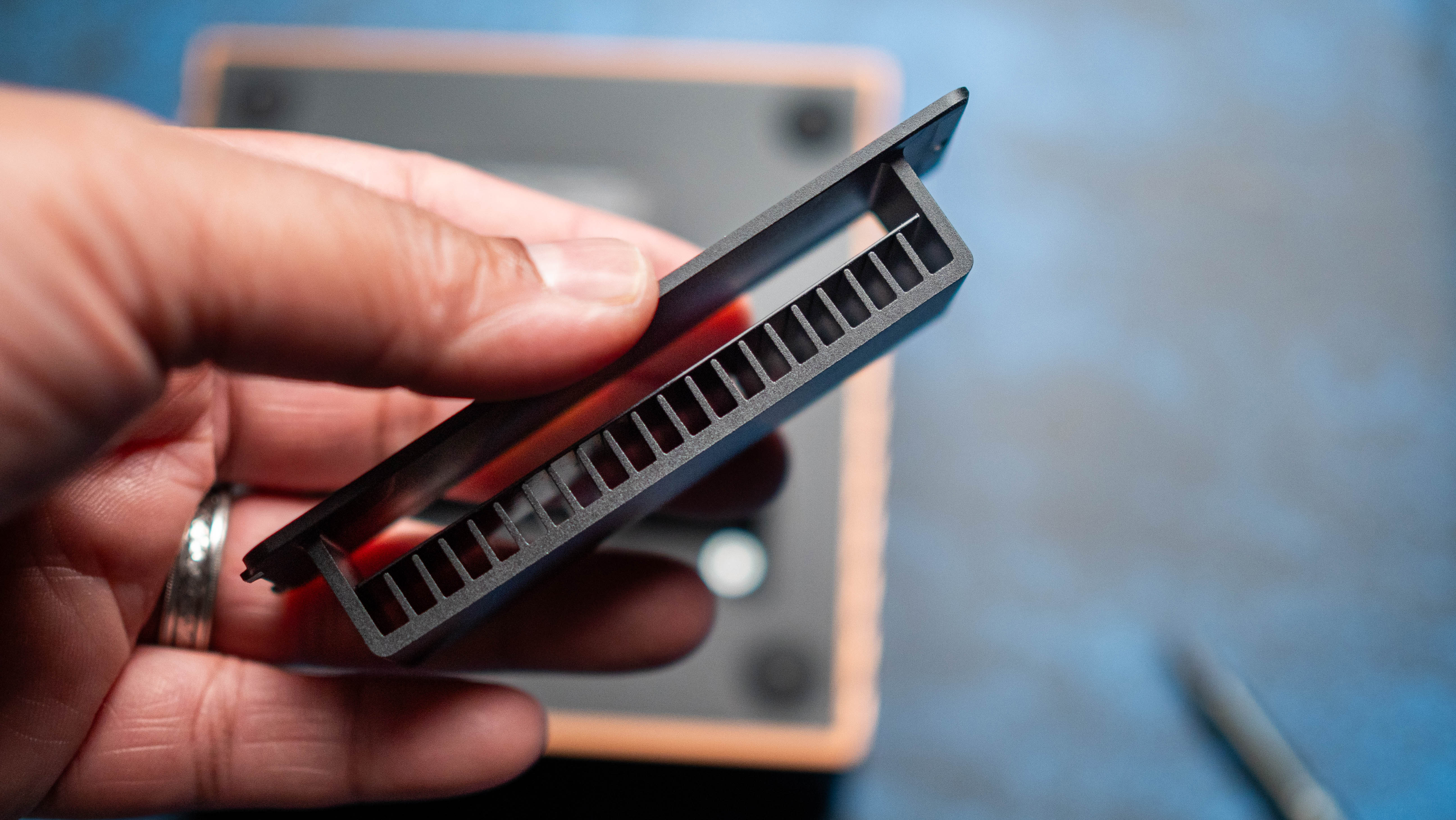 UGREEN 17-in-1 Maxidok Thunderbolt 5 review on Android Central