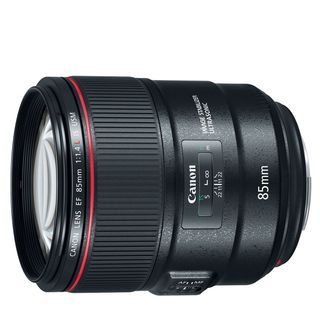 Canon 85mm product shot