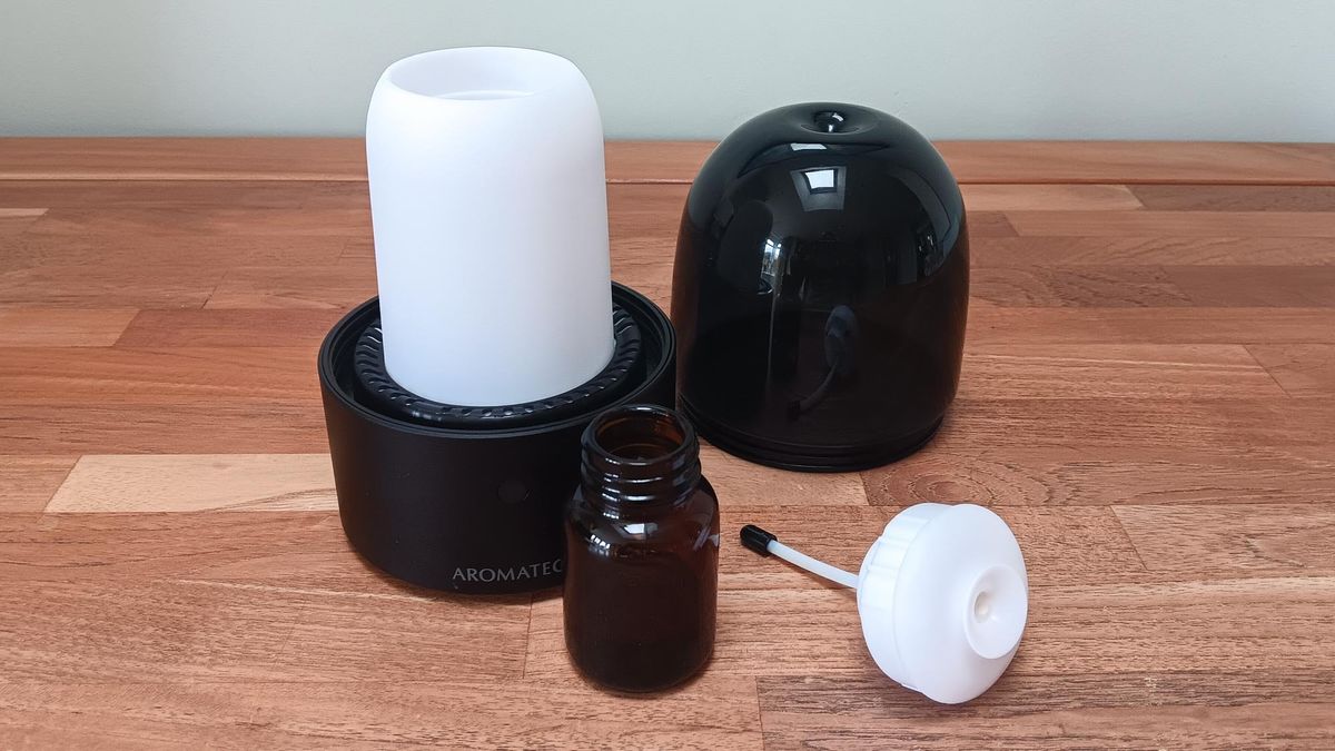 AromaDream fragrance diffuser taken apart