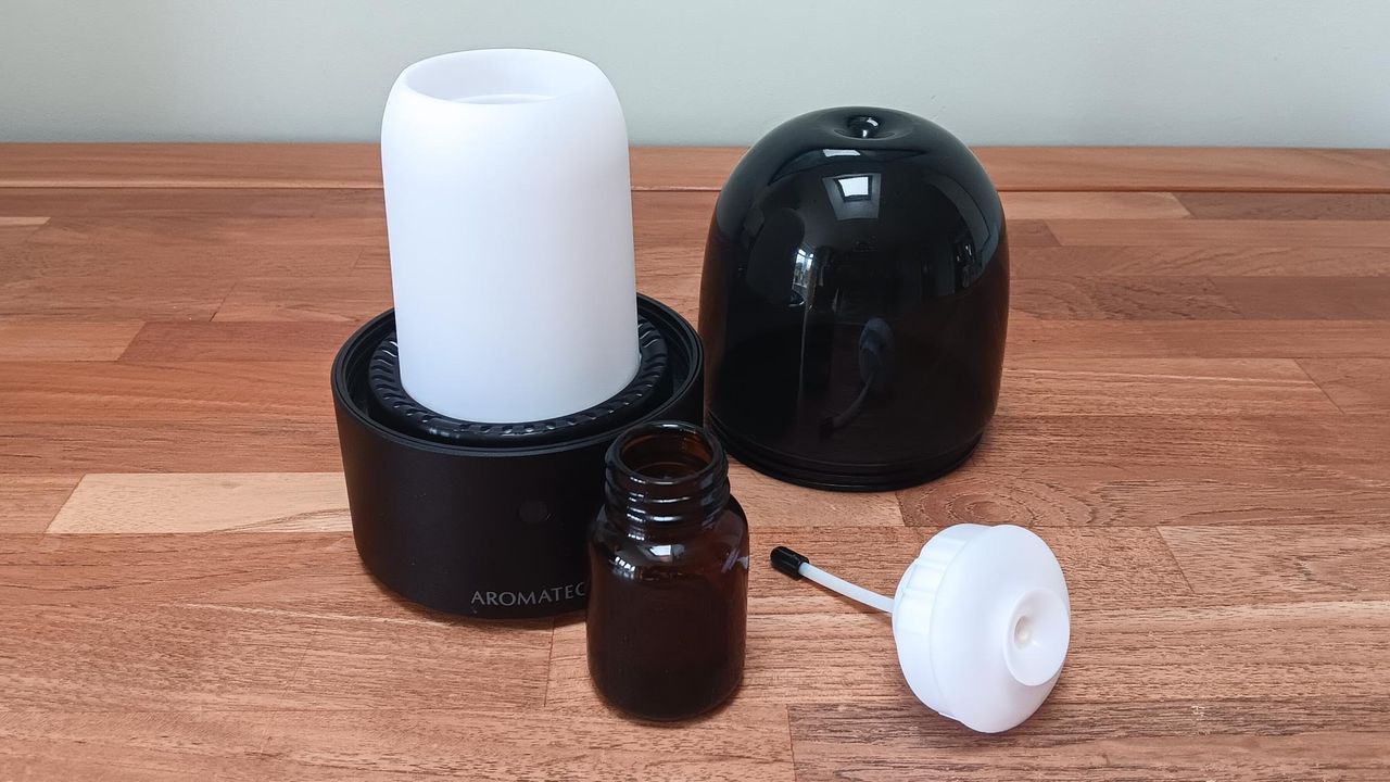 AromaDream fragrance diffuser taken apart