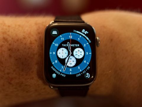 watchOS 7 Preview Hero - Chronograph Pro face