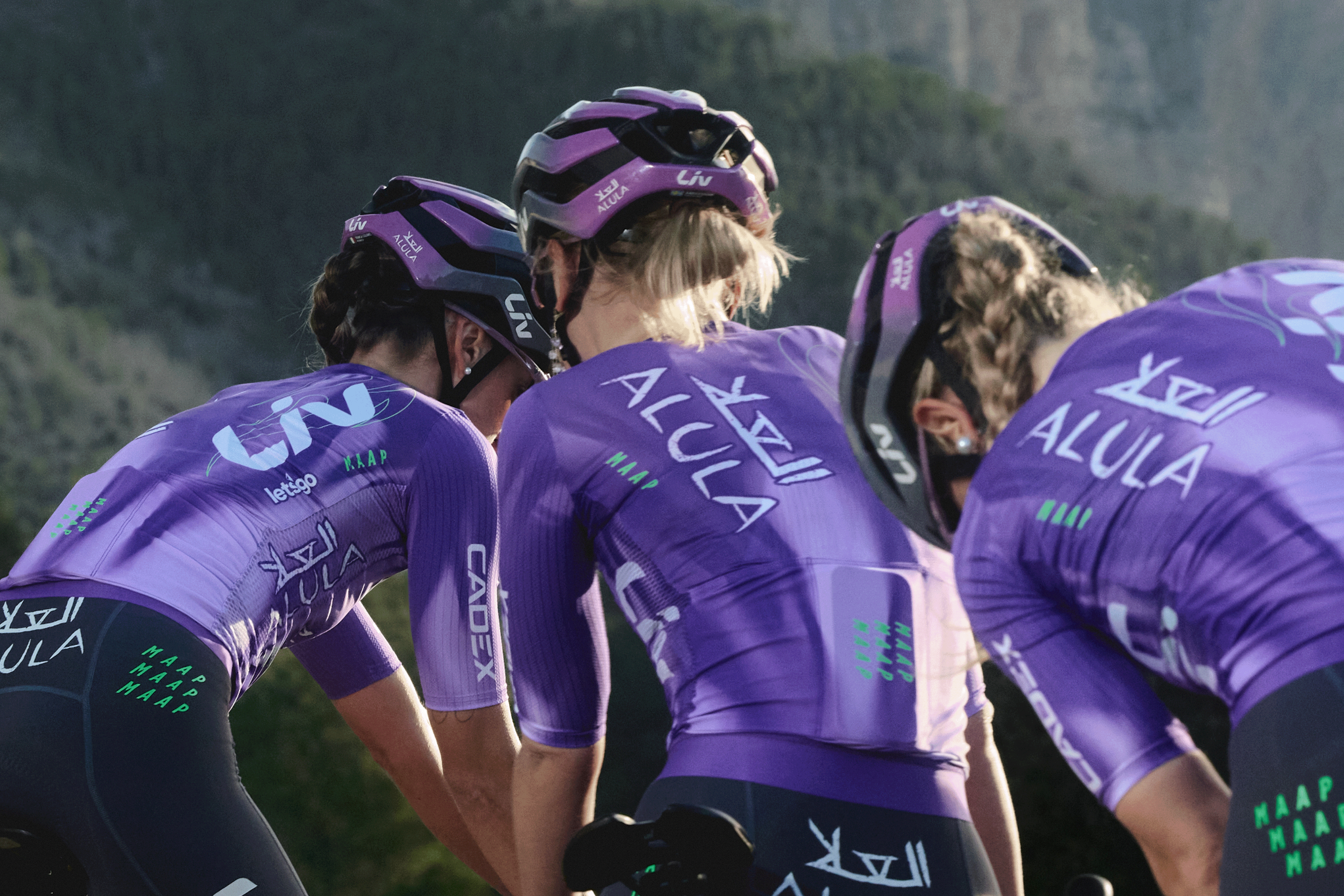 Liv AlUla Jayco's kit for 2026