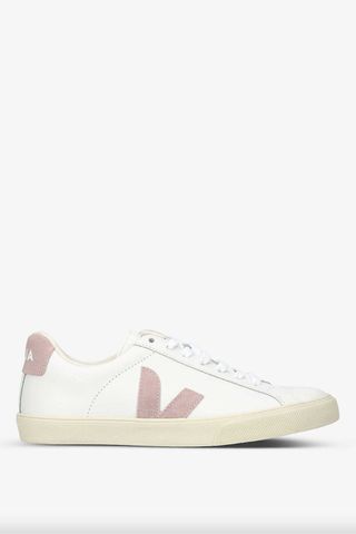 The Princess Of Wales Fashion: Veja Trainers