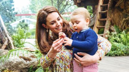 Duchess of Cambridge and Prince Louis at Chelsea Flower Show