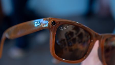 The status LED on Ray-Ban Meta smart glasses