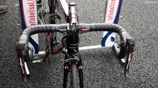 Adam Hansen (Lotto-Belisol) uses unusually narrow bars, saying it's not only more aerodynamic but also helps him squeeze through holes in bunch sprints