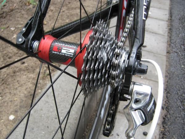 The rear hub and gear of the Colnago C59