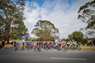 Katelyn Nicholson wins Warrnambool Women's Classic with solo sortie