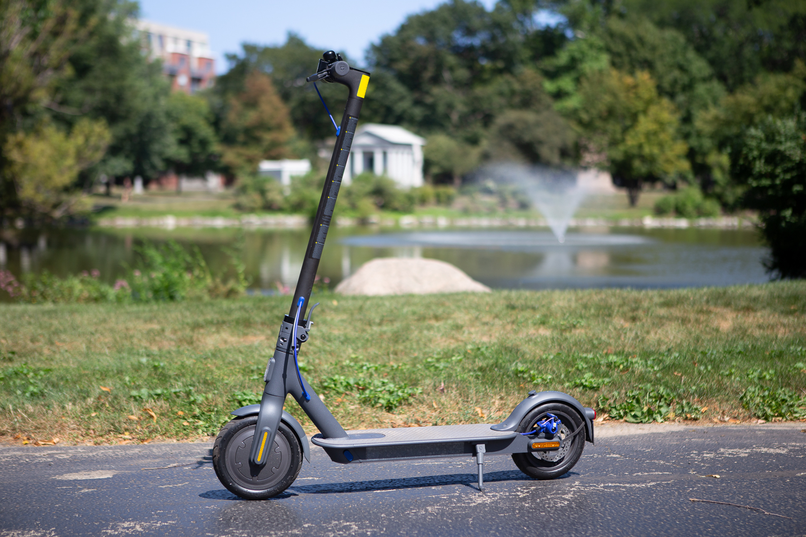 Xiaomi Mi Electric Scooter 3 Review Light And Easy Riding T3 