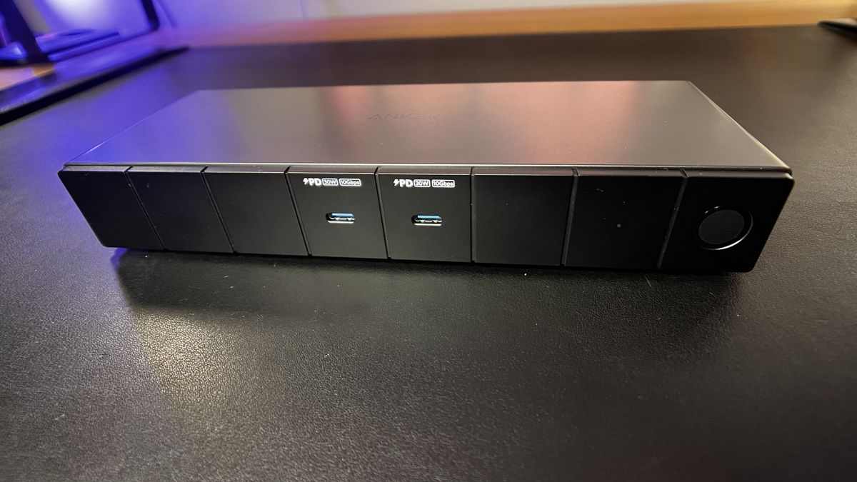 Anker 778 Thunderbolt Dock
