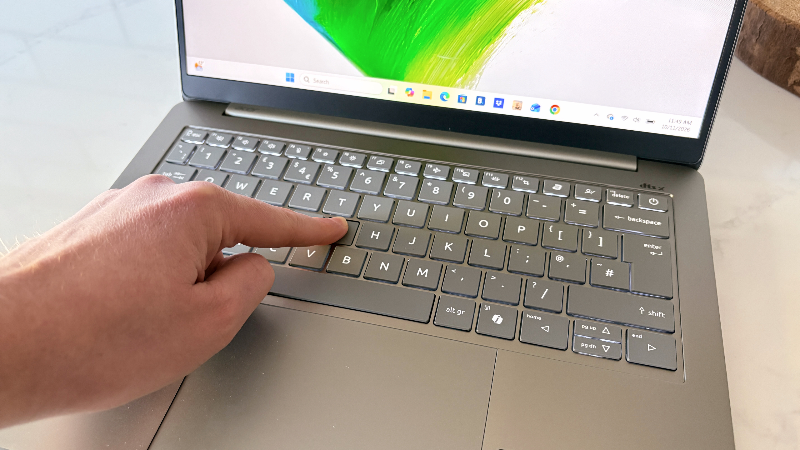 Acer Swift Air 14 laptop