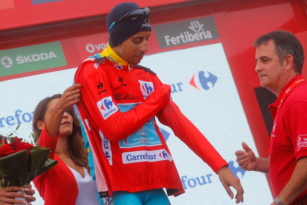 Fabio Aru (Astana) still holds the leader's jersey