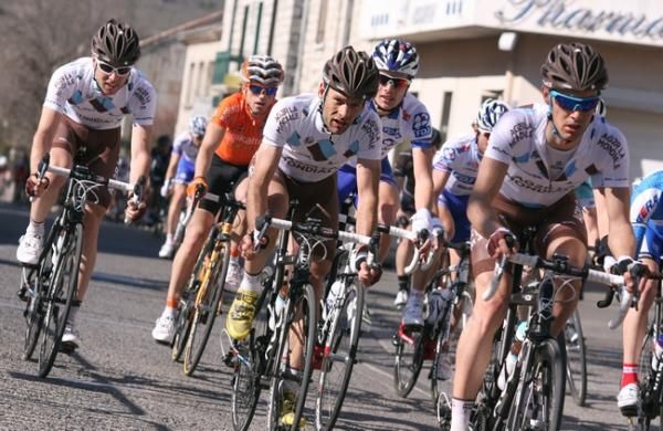 Ag2r-La Mondiale leader Jean-Christophe Peraud in the peloton