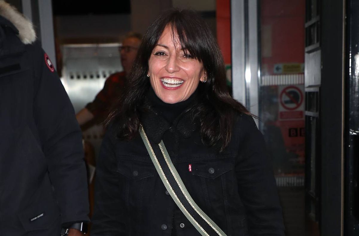 Davina McCall is hosting a virtual cooking class and you can join her ...
