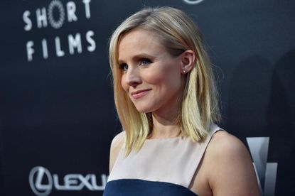 Kristen Bell teams up with an a cappella group for a thoroughly modern Christmas tune