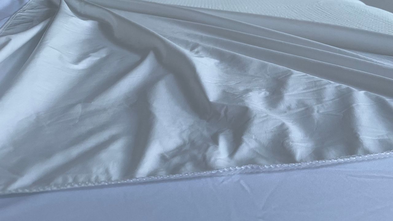 Different materials for the Panda London Mattress Protector
