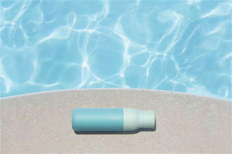 This self-cleaning water bottle battles bacteria at the touch of a button