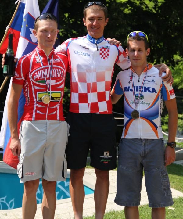 Elite men's podium (L-R): Bruno Radotic (Meridiana Kamen), Matija Kvasina (Zheroquadro Radenska) and Bojan Rafaj (Bk Rijeka)