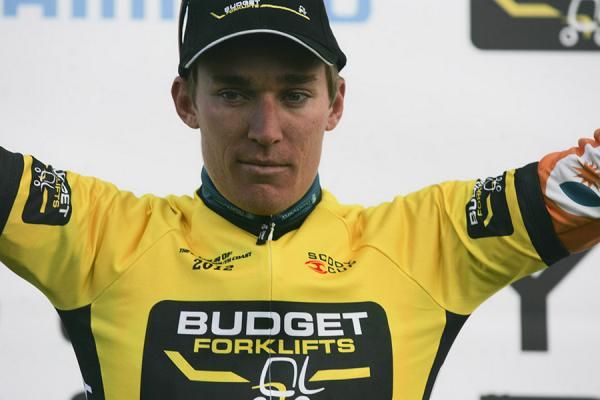 Anthony Giacoppo (Genesys) in yellow with one stage left to race