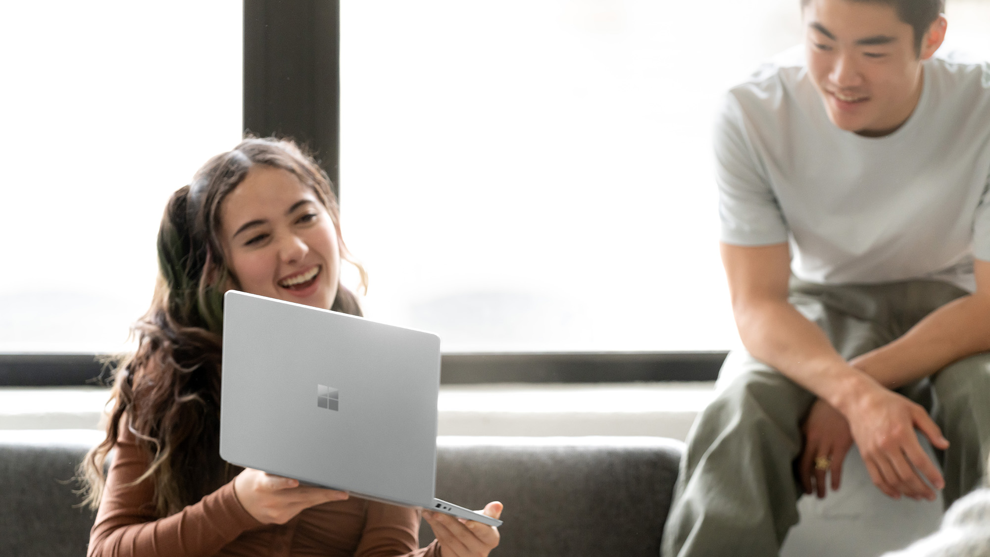 Microsoft Surface Laptop Go 2