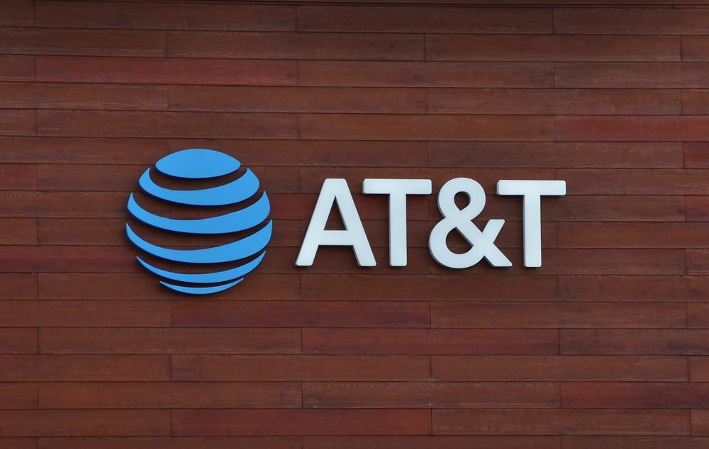 AT &amp;amp; T Logo