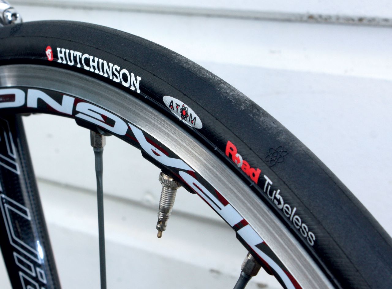 hutchinson tubeless road tyres