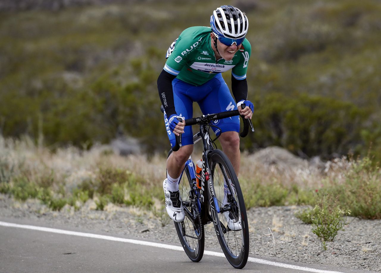 Remco Evenepoel fights to get back on terms