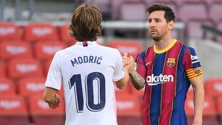 Real Madrid vs Barcelona live stream El Clasico - Messi and Modric