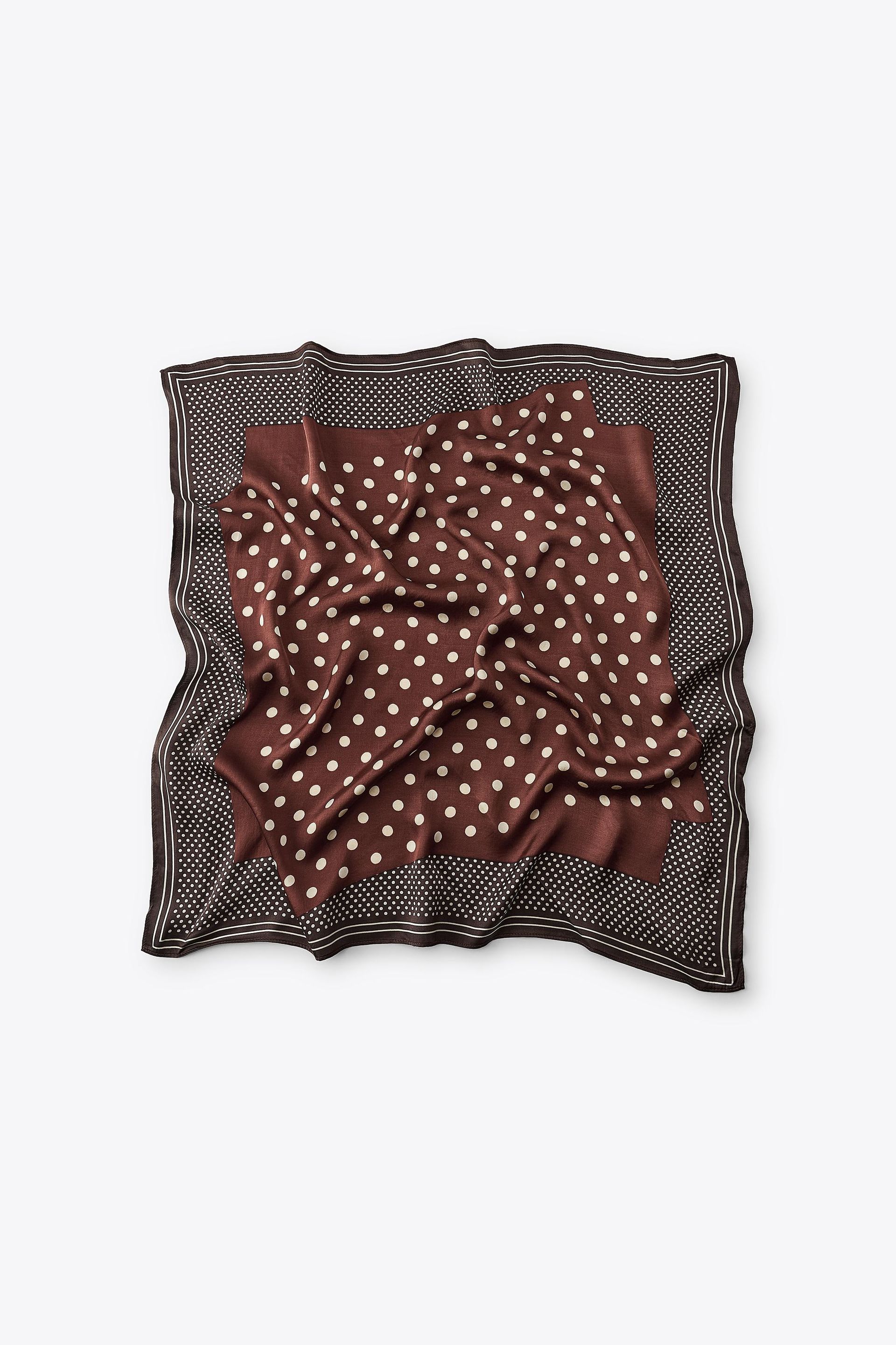 Scarf With a Polka-Dot Print