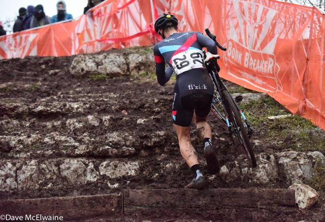 Jeremy Powers (Aspire Racing) running the small set of stairs for the last time