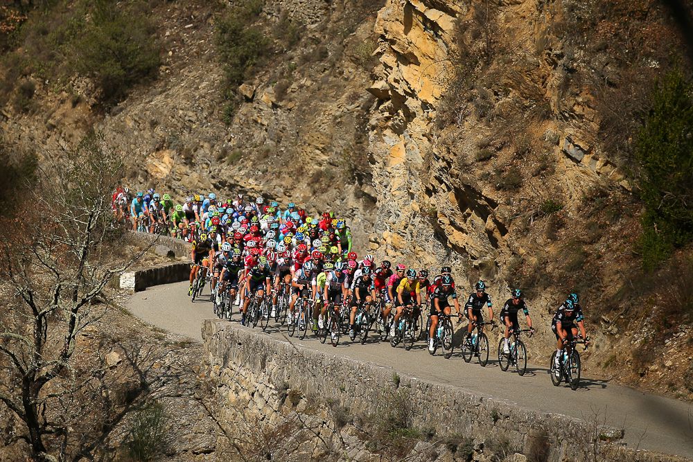 Team Sky heads the Peloton during stage 7 of the 2016 Paris-Nice