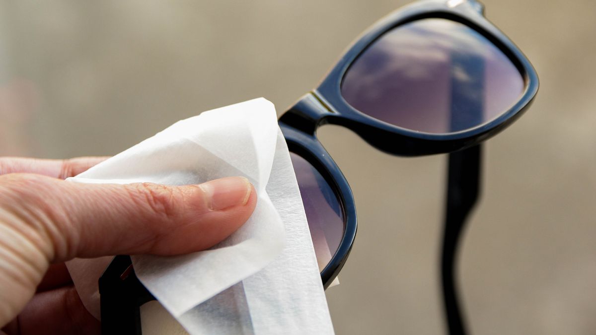 How to clean sunglasses the right way