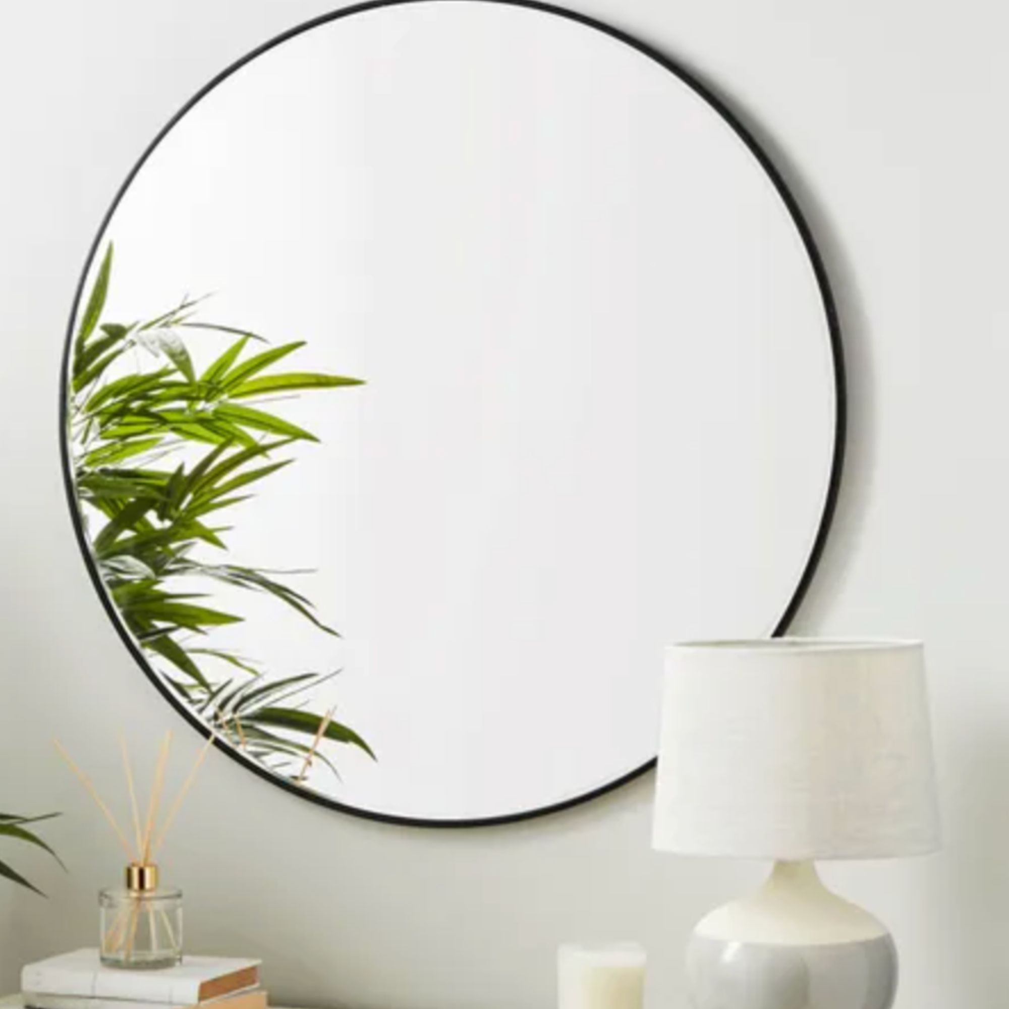 Apartment Round Frame Wall Mirror