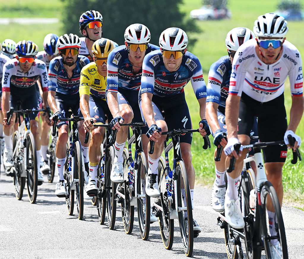 2025 Critérium du Dauphiné stage 6: the Remco Evenepoel group before the final climbs