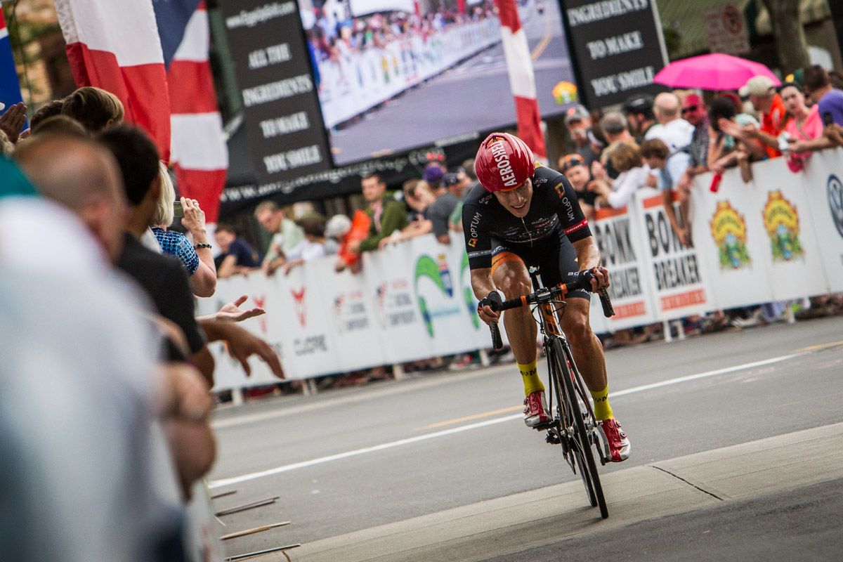 Tom Soloday (Optum) tries to hold onto his lead