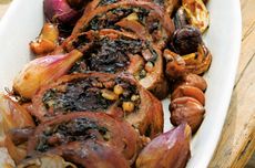Chestnut-stuffed pork fillet