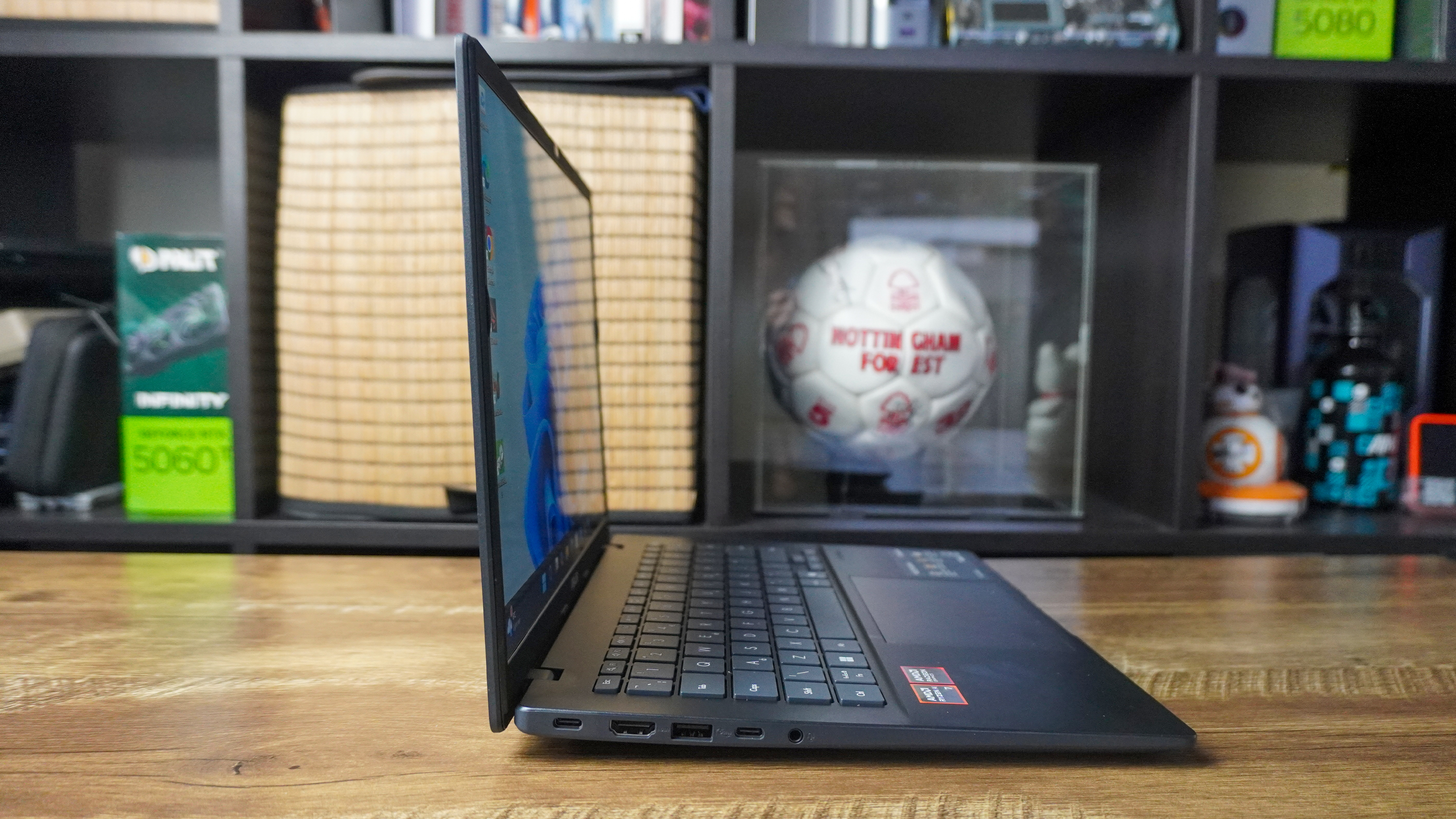 Asus Vivobook 14 (2026)