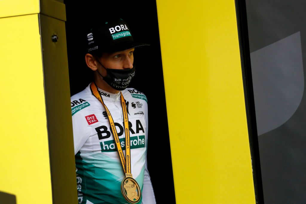 VILLARDDELANS FRANCE SEPTEMBER 15 Podium Lennard Kamna of Germany and Team Bora Hansgrohe Celebration during the 107th Tour de France 2020 Stage 16 a 164km stage from La TourDuPin to VillardDeLans 1152m Auberge de la Cte 2000 TDF2020 LeTour on September 15 2020 in VillardDeLans France Photo by Christophe Ena PoolGetty Images