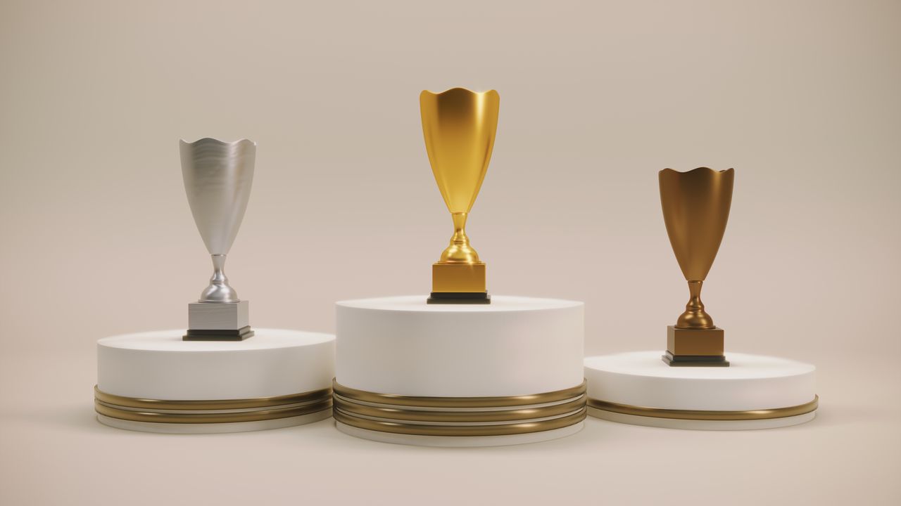 I'm a Wealth Planner: Forget 2026 Market Forecasts and Focus on These 3 Goals for Financial Success