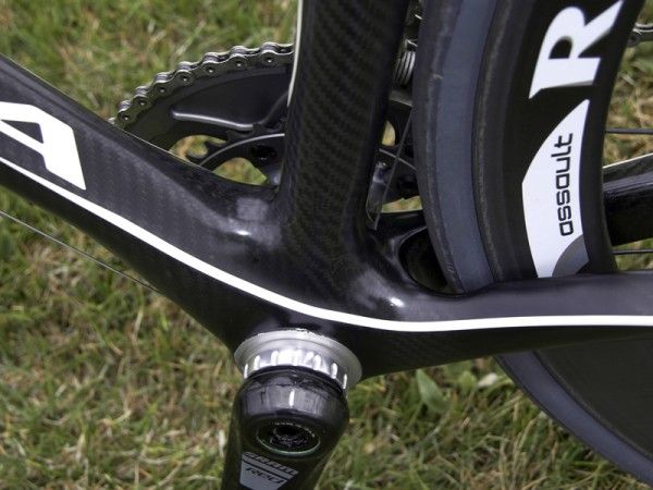 Orbea doesn't bolster the bottom bracket area of the Orca as much as some but there's more than enough rigidity for all but the most powerful riders.
