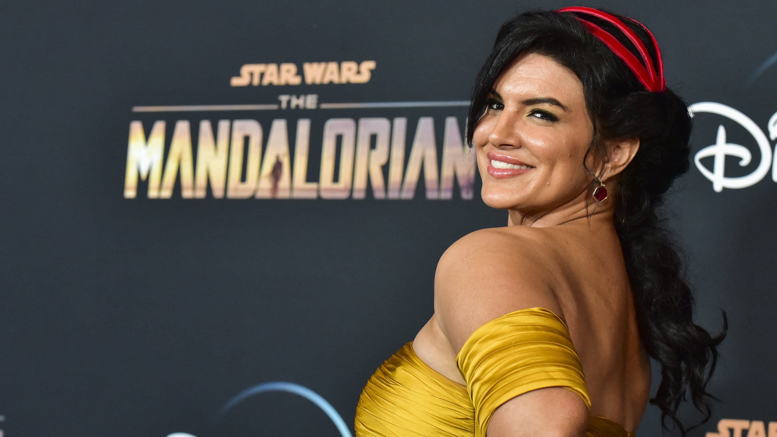  Ex-Star Wars actor Gina Carano wants courts to force Lucasfilm to give her job back using Elon Musk's money, praises Twitter as 'one of the last glimmers of hope for free speech in the world' 