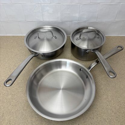 Testing the 'Made In' Stainless Steel Cookware Set at home 