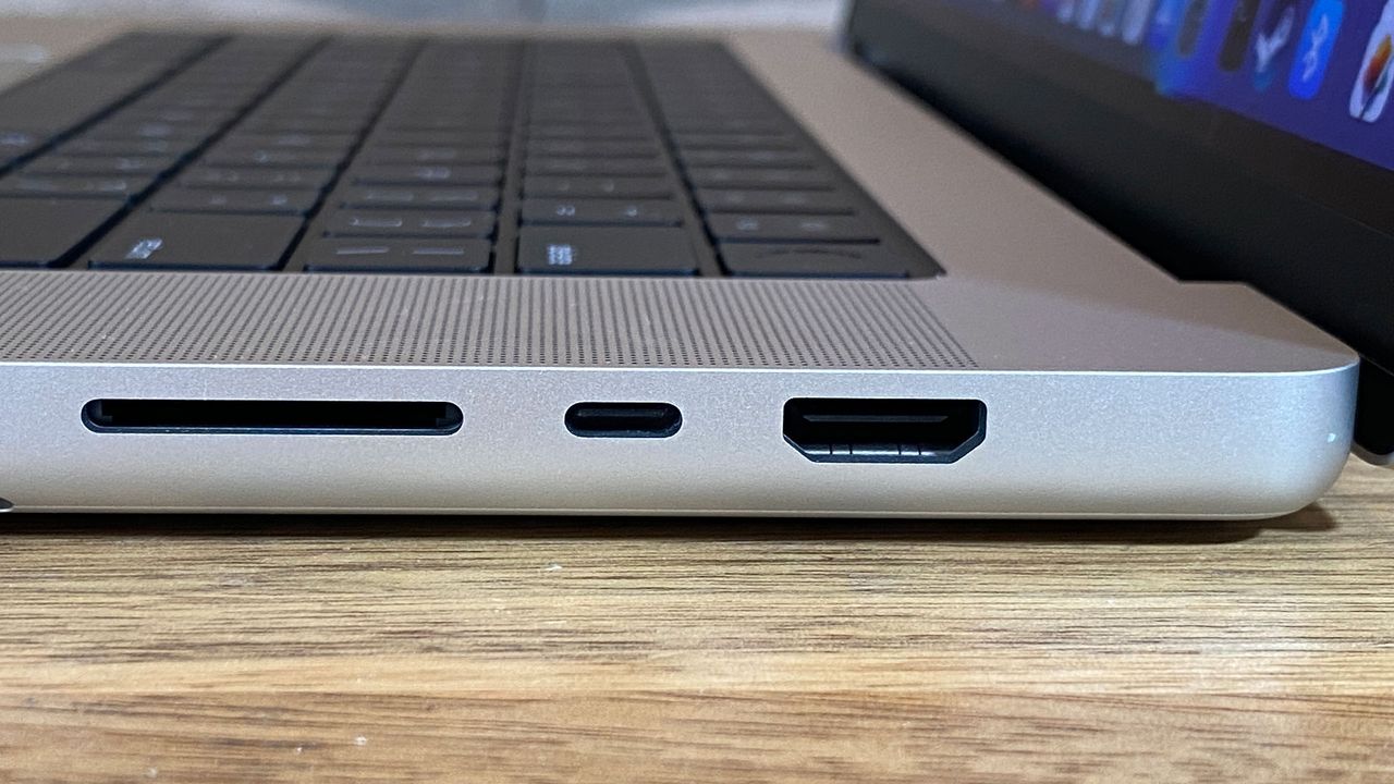 MacBook Pro (16-inch, M1 Max)