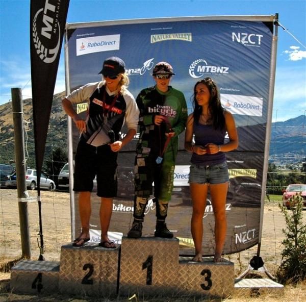NZ MTB Downhill Cup - Queenstown Elite women's podium