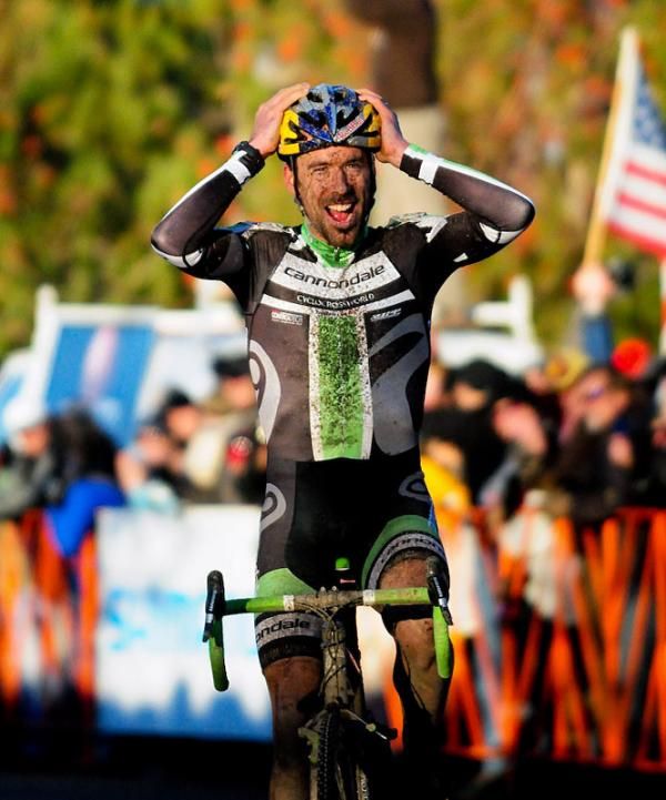Timothy Johnson (Cannondale-Cyclocrossworld.com) wins the 2009 elite men's national 'cross championship.