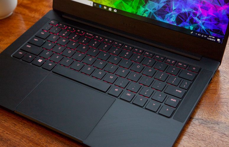 how much battery life does the razer blade stealth have